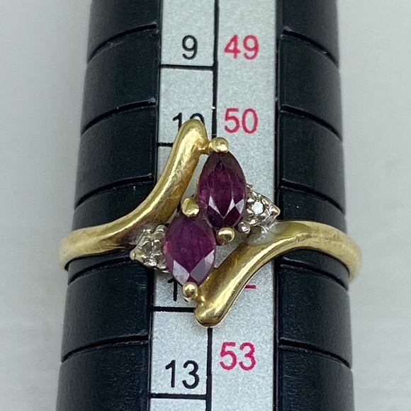 Antique Double Red Violet Spinel with Two Diamond Accents on 10K Gold Ring - Picture 6 of 14